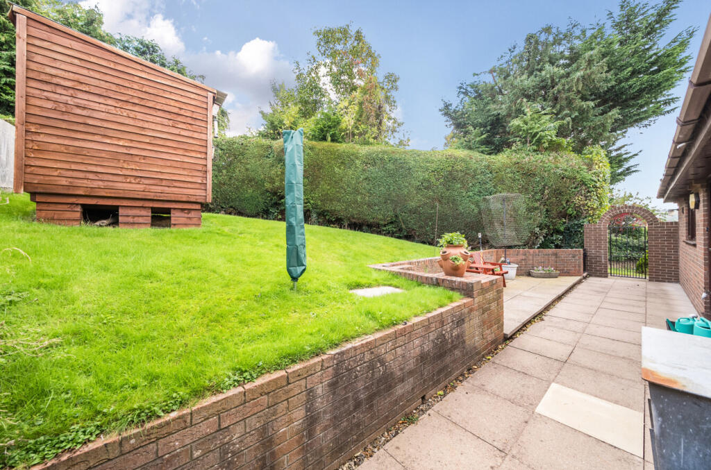 1357281-2-68d40a0...