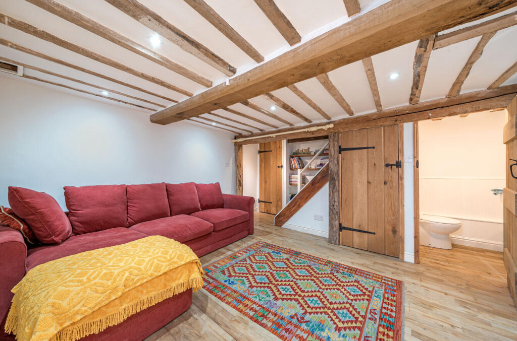 1285906-18-682485...