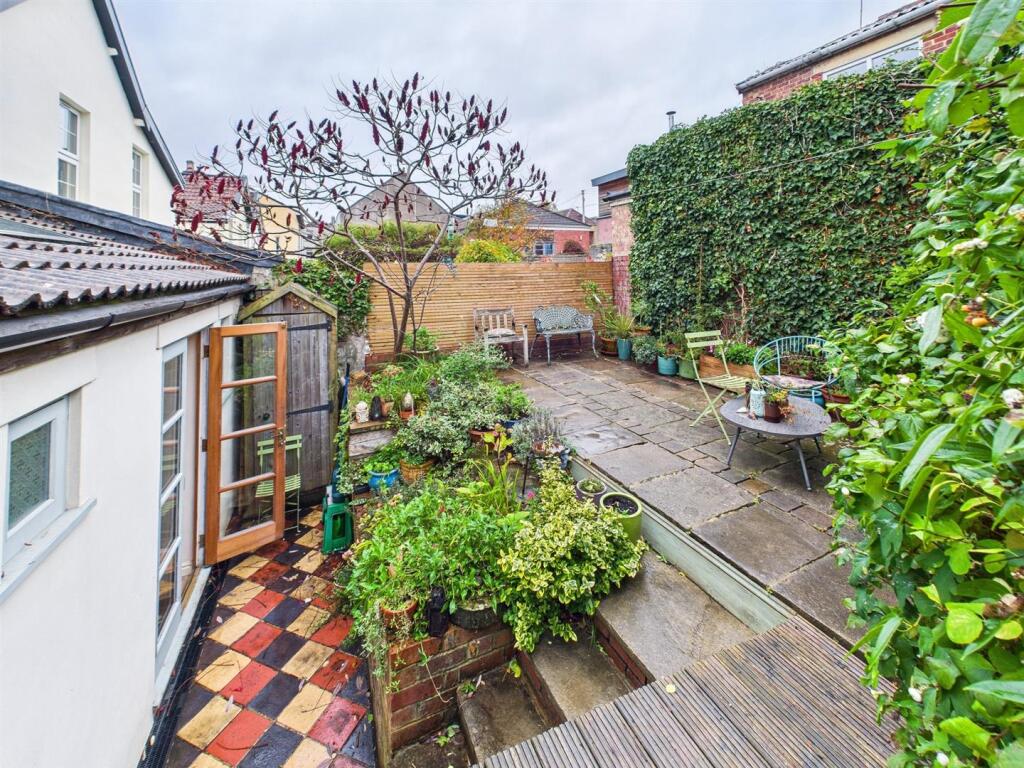 17 - 3 bedroom semi.jpg