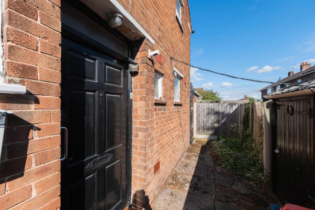 43 Manor Road-020.jpg
