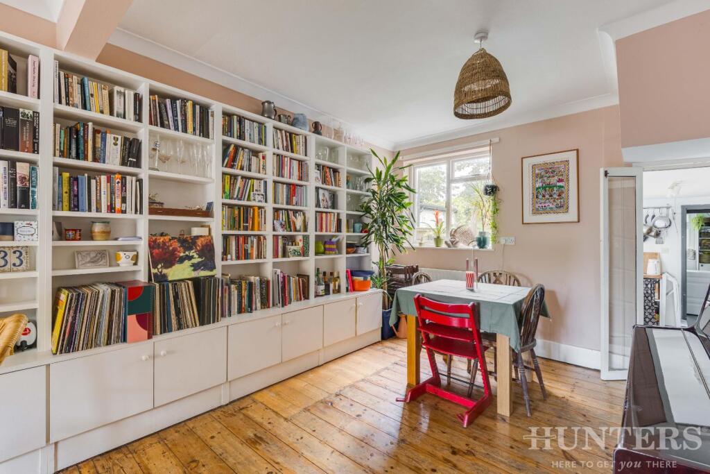 33 Nelson Rd N15-11.jpg