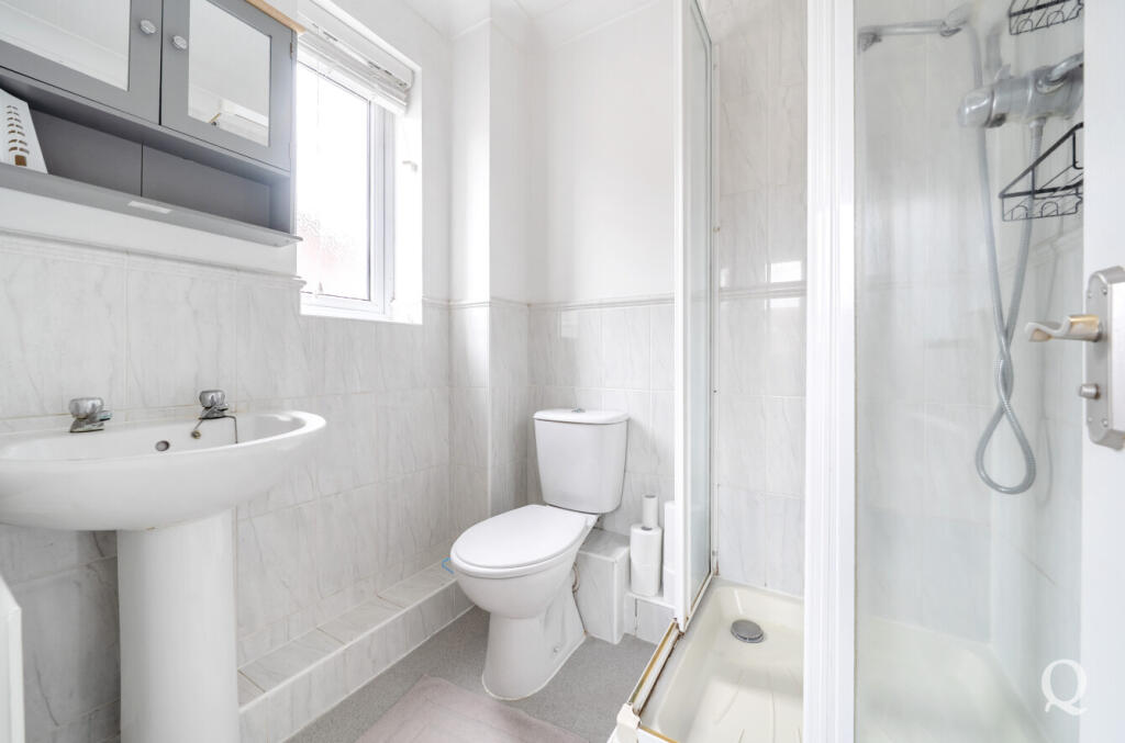 0f7404c4-6478-46d...