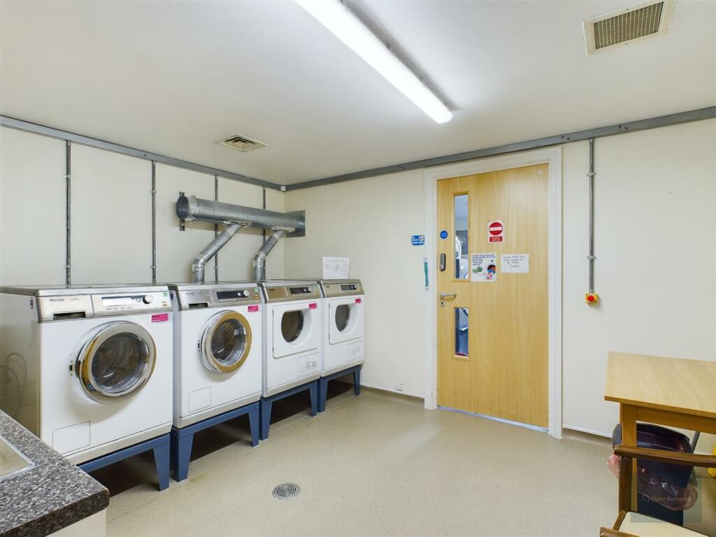 CAM02540G0-PR0075-ST