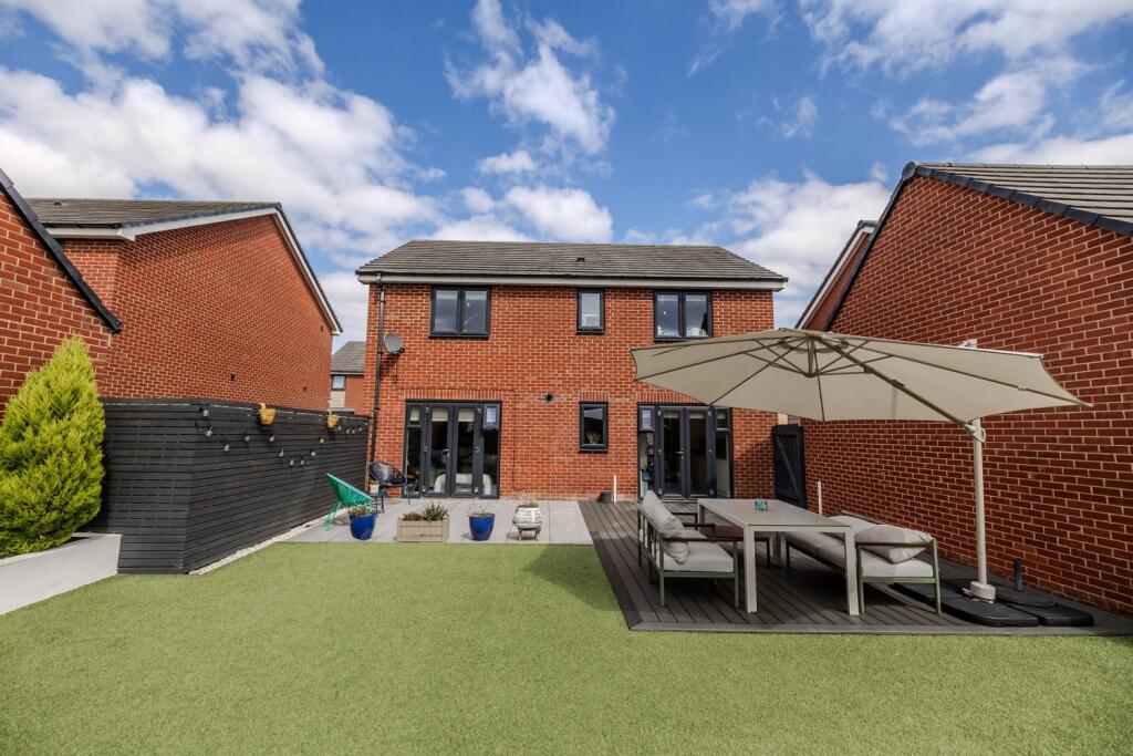 14BridgetGardens-NewcastleGreatPark-NE139DD-17