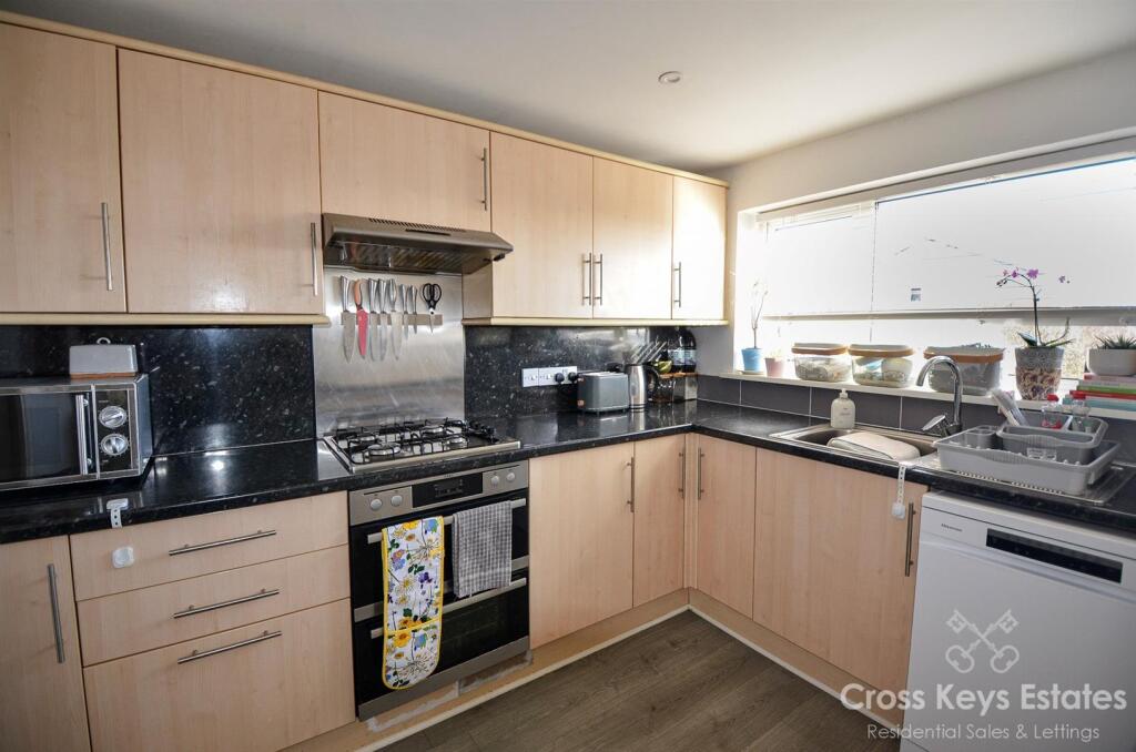 Fitted Kitchen