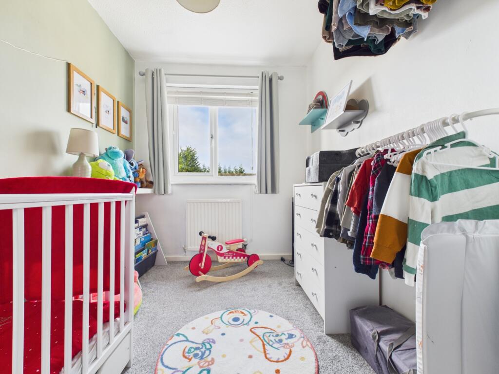 CAM03729G0-PR0186-STILL006