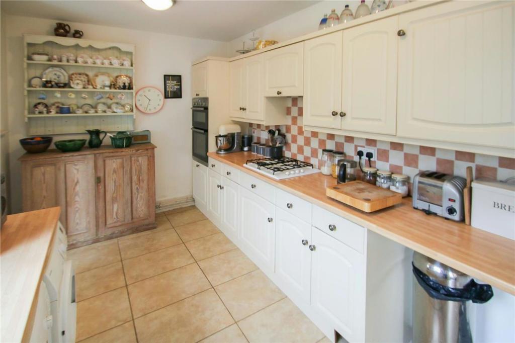Breakfast Kitchen 2