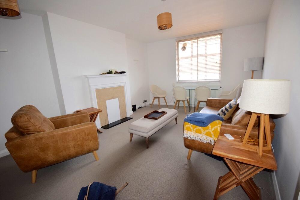 Paultons Square, SW3: 2 bed 1 rec 2 bath furn
