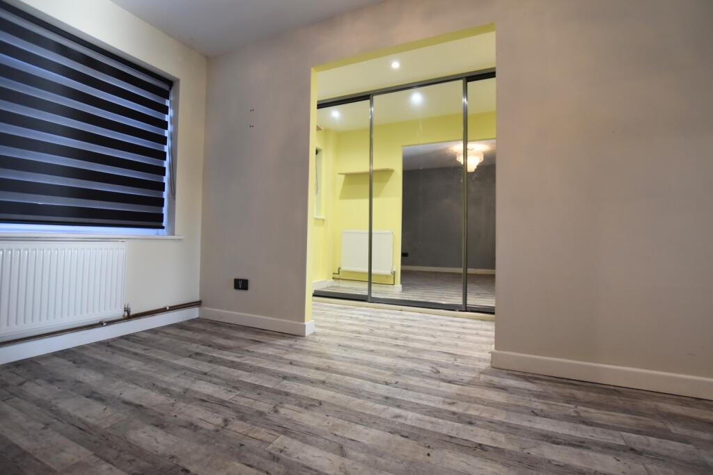 14 Huntingbrooke view to dressing room