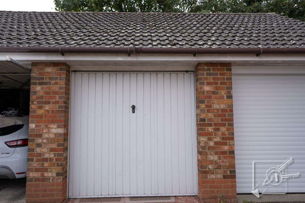 garage en-bloc