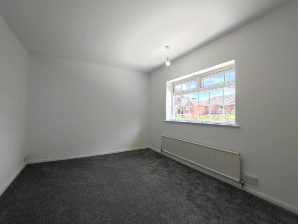 Bedroom 1 Aspect 2