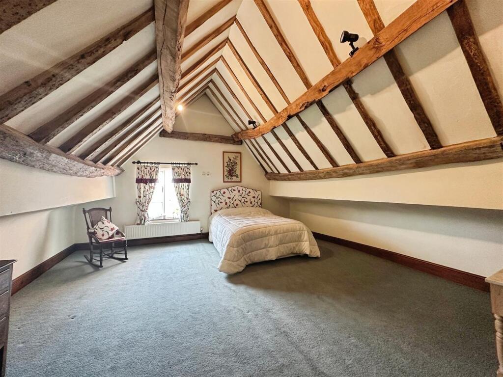 0f21b581--4726-8D2C-9E3A5783685F-66306-00001570EEF