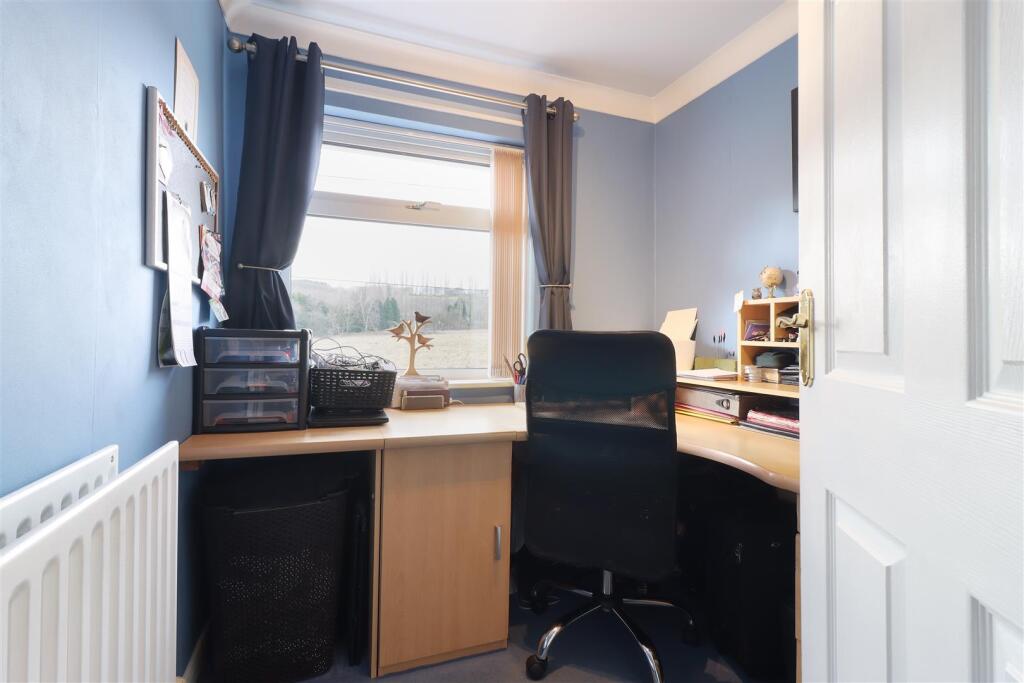 Exquisite Family Bathroom