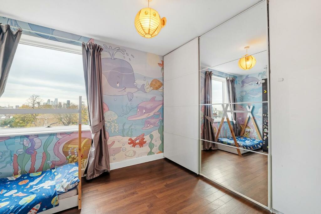 Bedroom 2.JPG