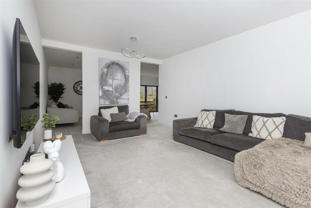 Bramleys Estate Agents - Snelsins Road - Cleckheat