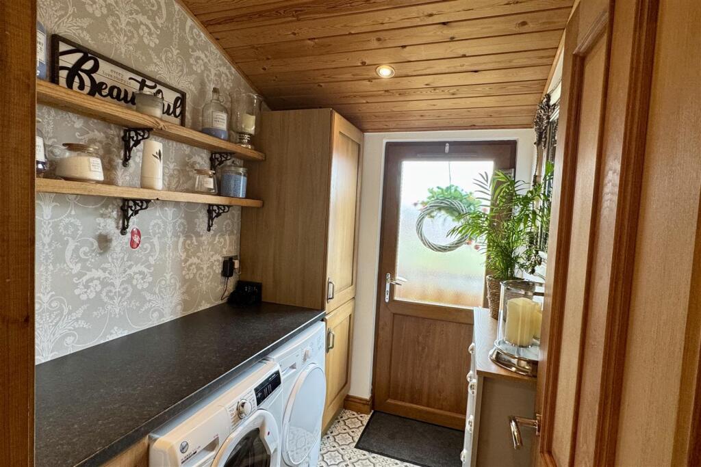 Entrance/Utility Room