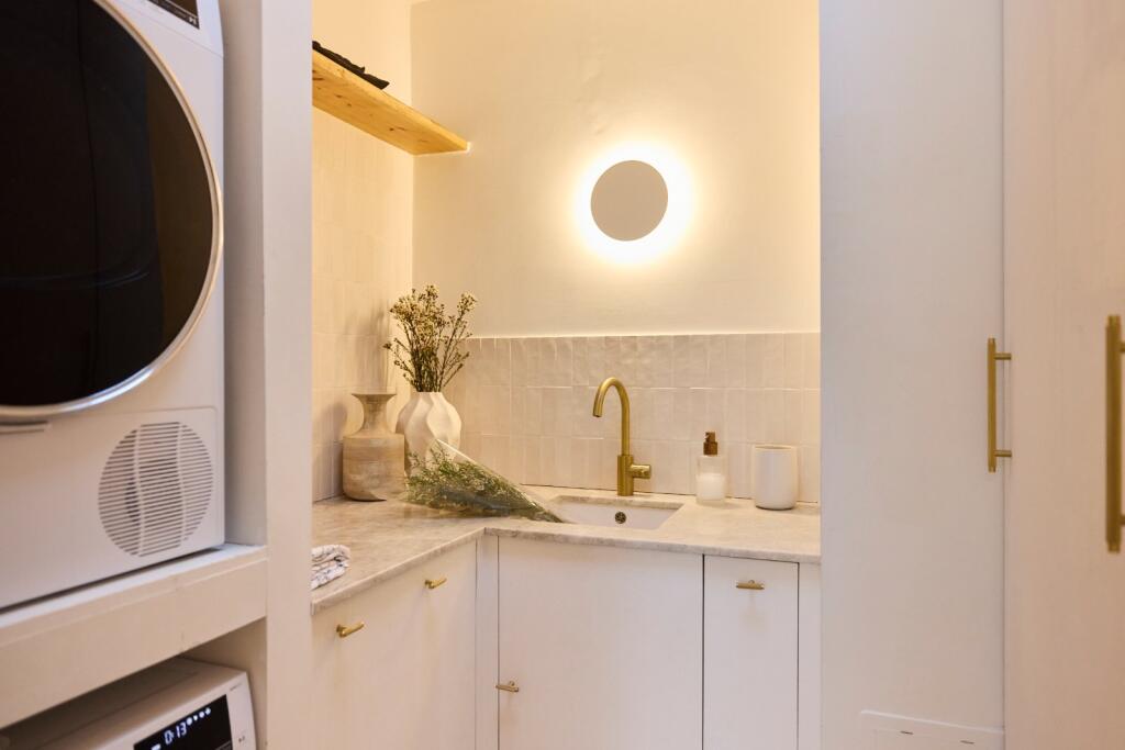 Picture No. 93