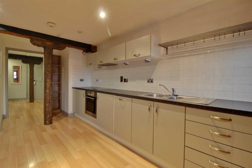 Open Plan Kitchen/Living