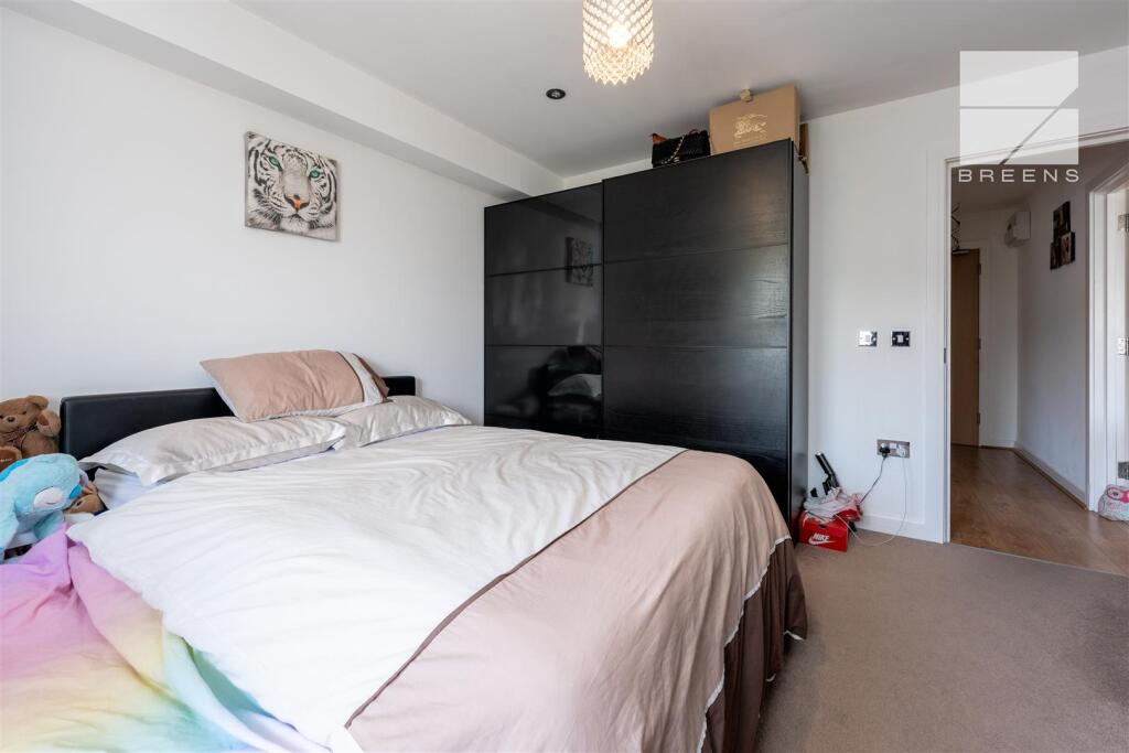 Flat 5, Capital House_0011.jpg