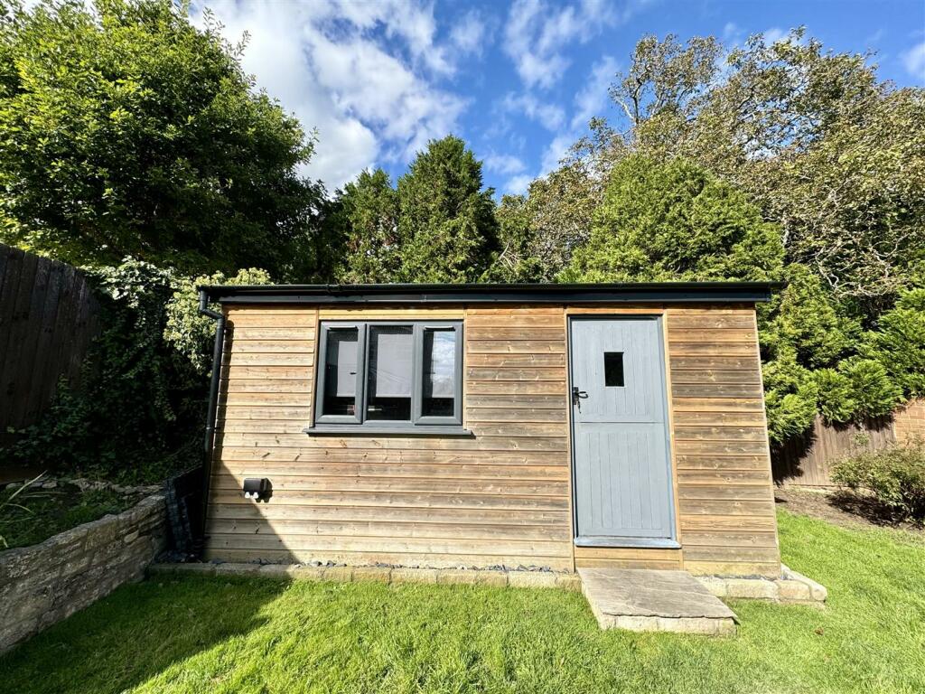 Outbuilding.jpeg