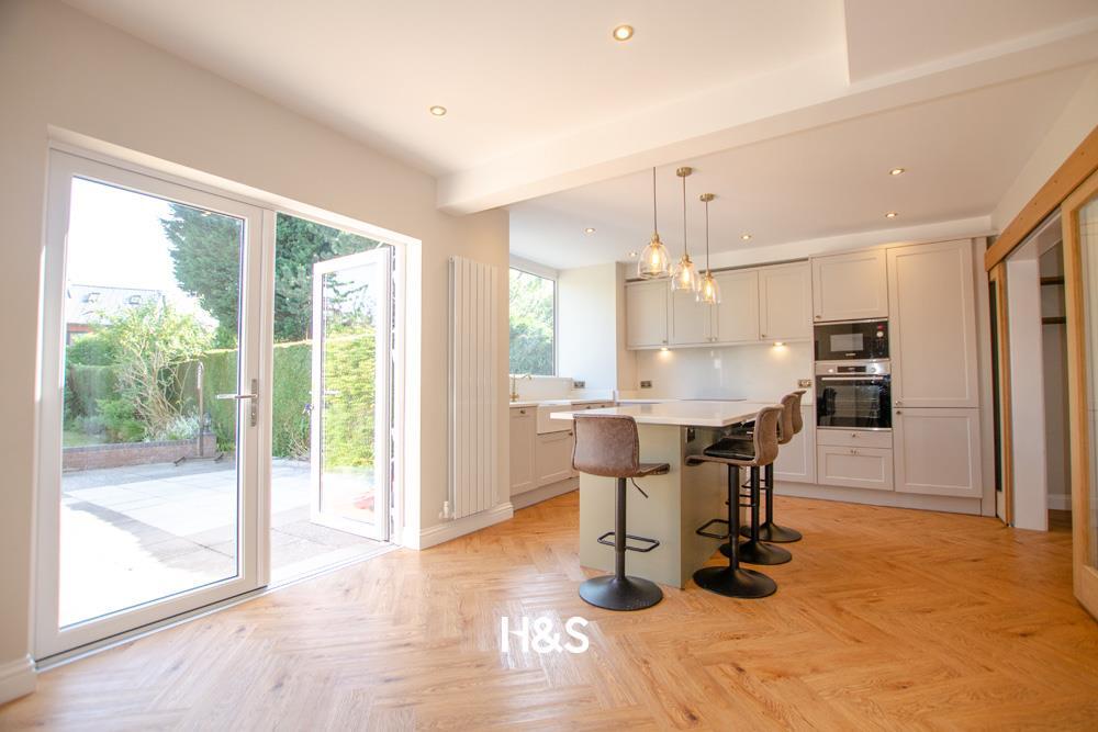 18 Ulleries - kitchen3.jpg