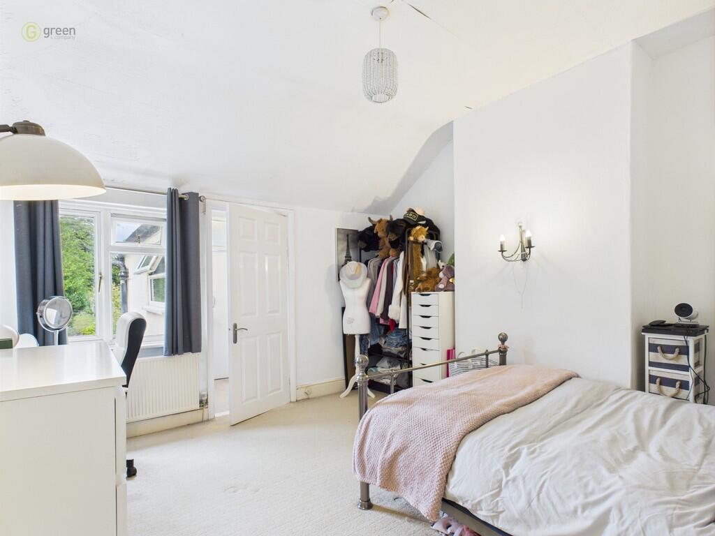 CAM03830G0-PR0182...