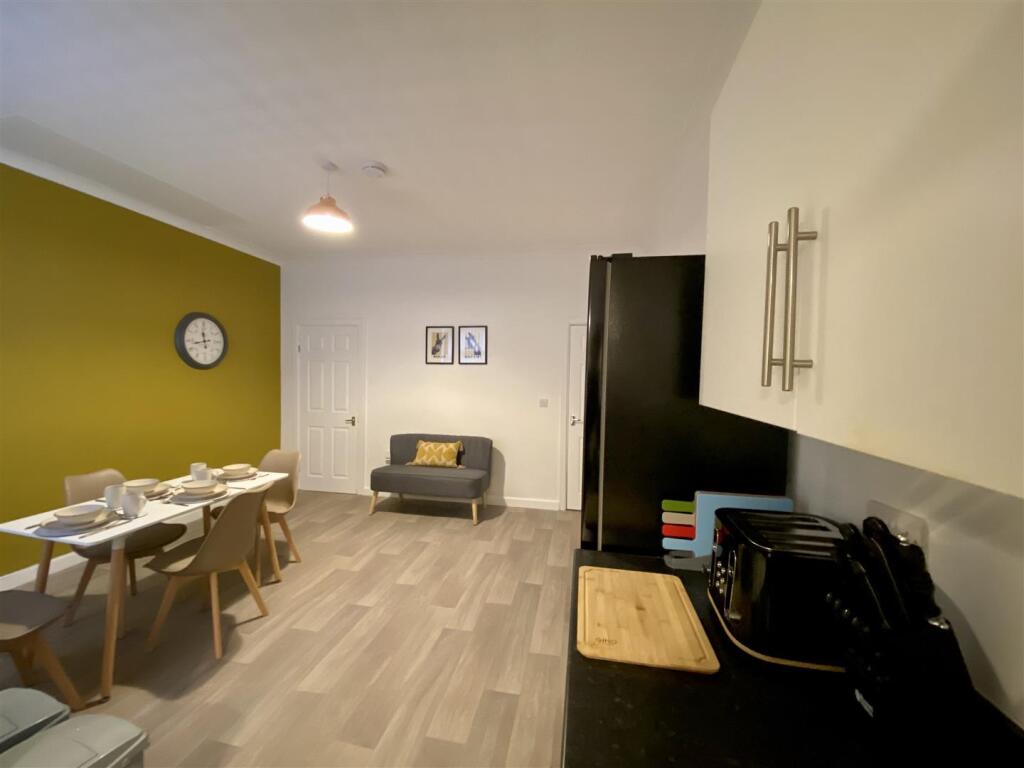 Communal Kitchen Living Room