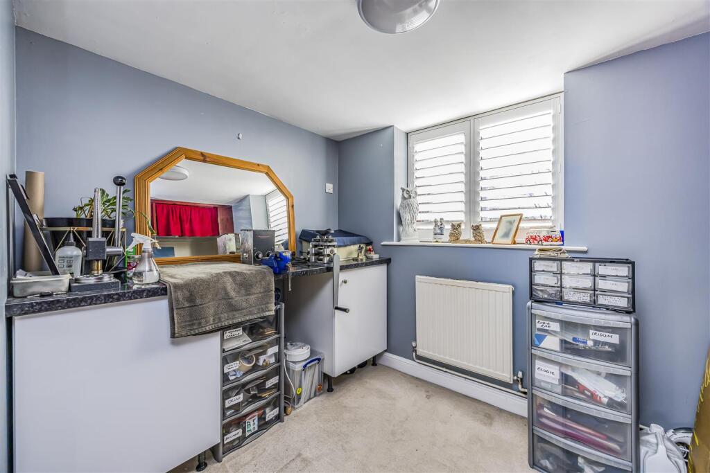 2 Marsh Barns, Marsh Lane, Merston-PorticoMarketin