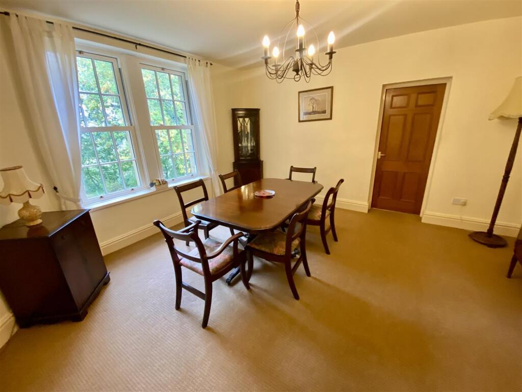 Bramleys Estate Agents - Cote Wall Mews - Mirfield