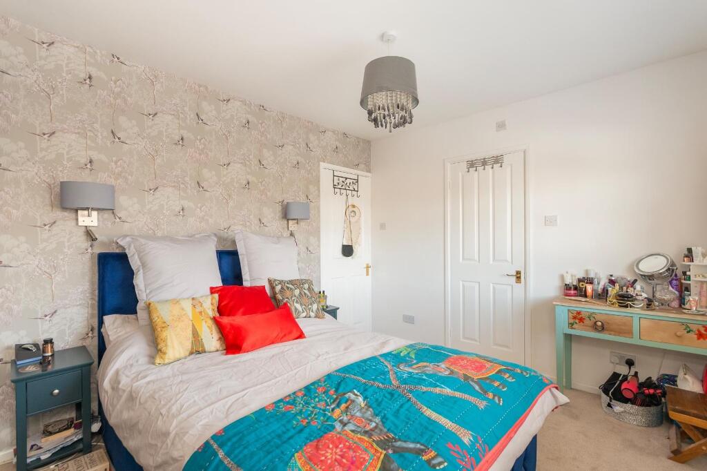 0B2TRCS - Bedroom D.jpg