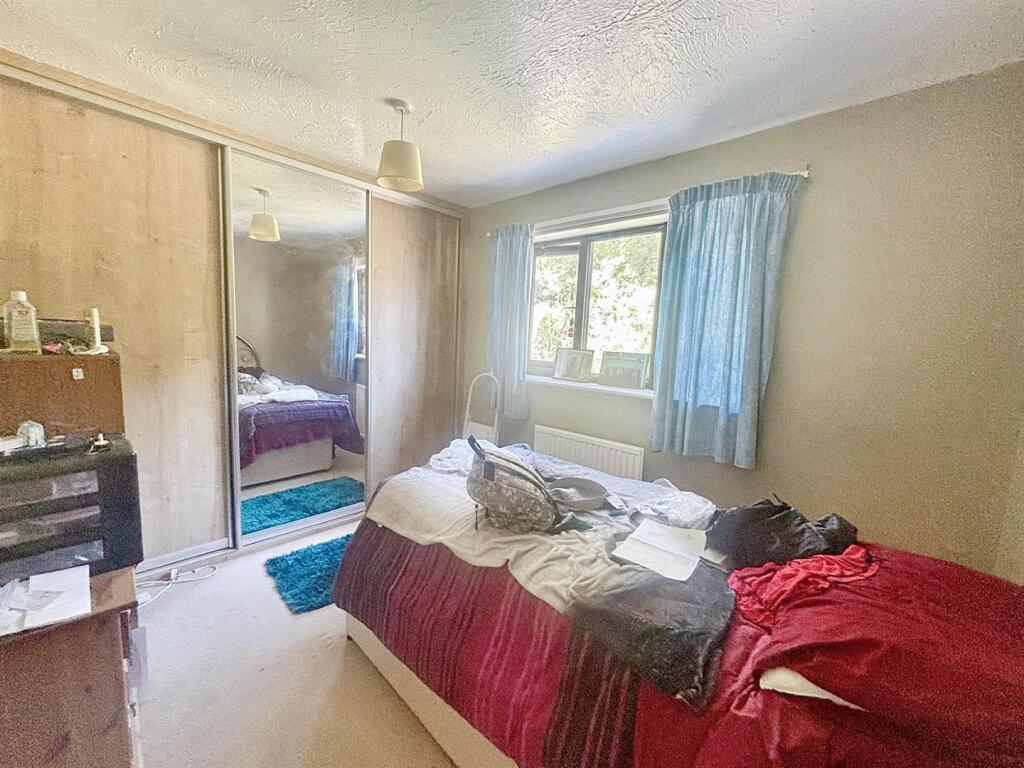 Bedroom 2.jpg