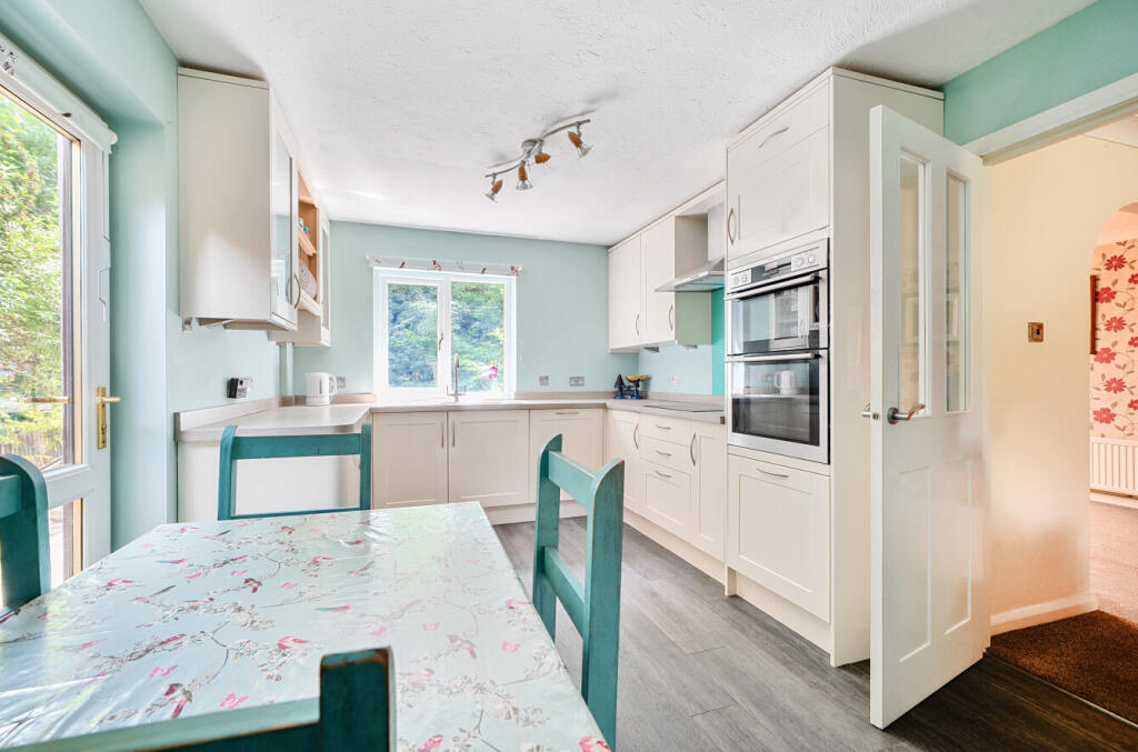 1314039-15-685d5a...