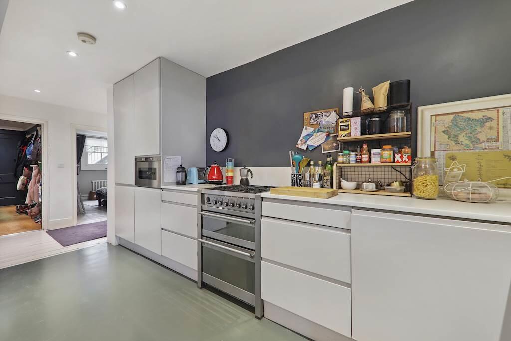 07-a2e0JHHGLL - 5...