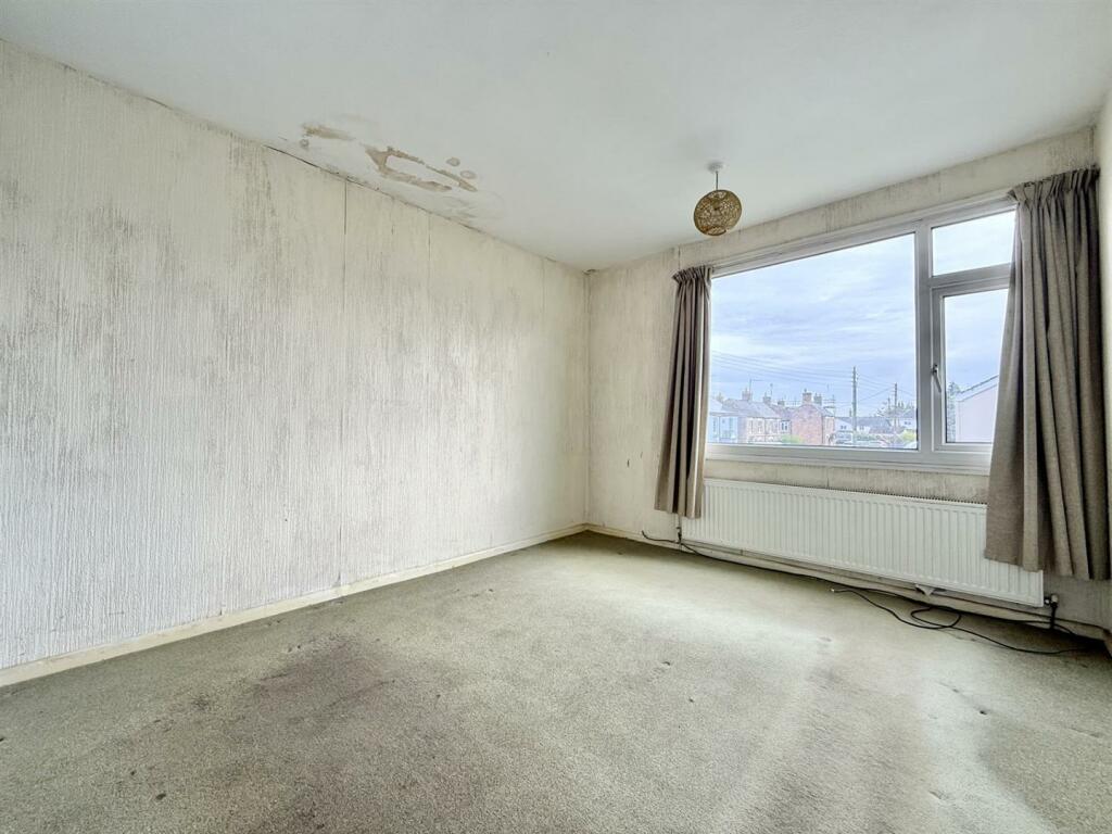 Bedroom1.jpg