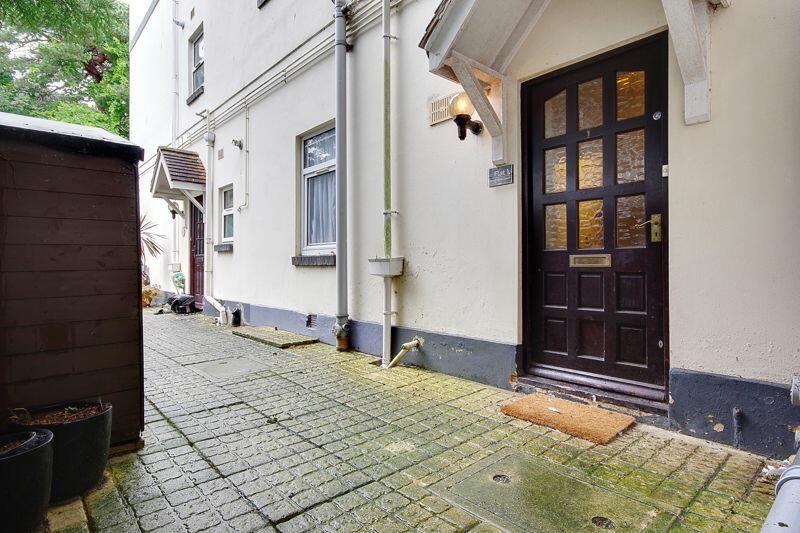 Private Entrance