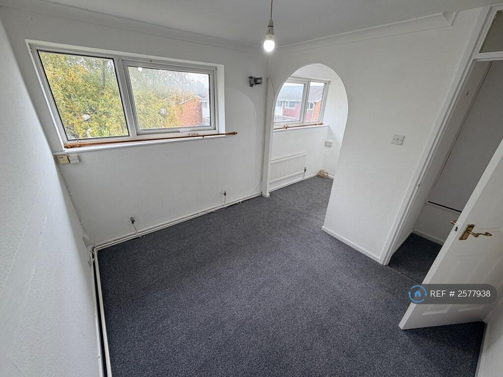 Main Bedroom To Dressing Room