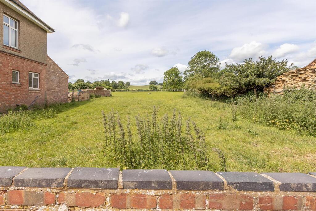 Upper High Street, Harpole