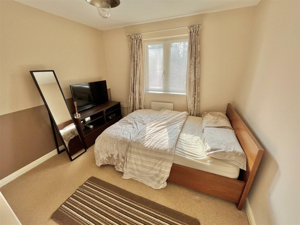 Bedroom 2.jpg