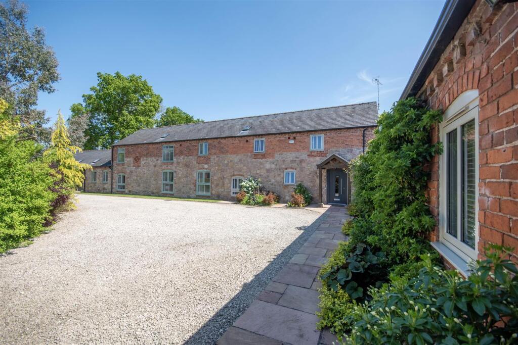 Additional Photograph