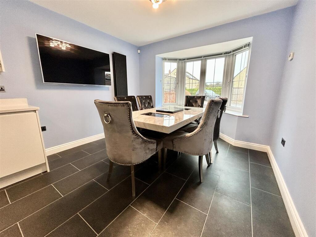 Kitchen/Dining Room View Five