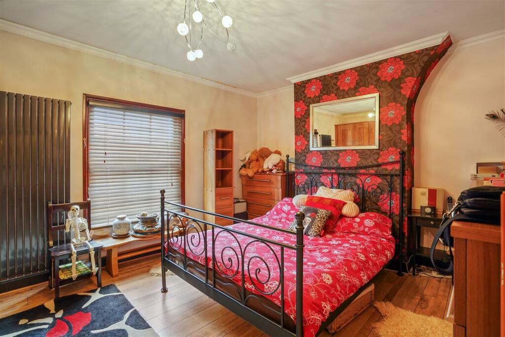 09-355980643-MK-WT-7 Crewe Place-43 (1).JPG