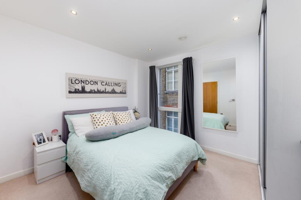 Costemonger Build...