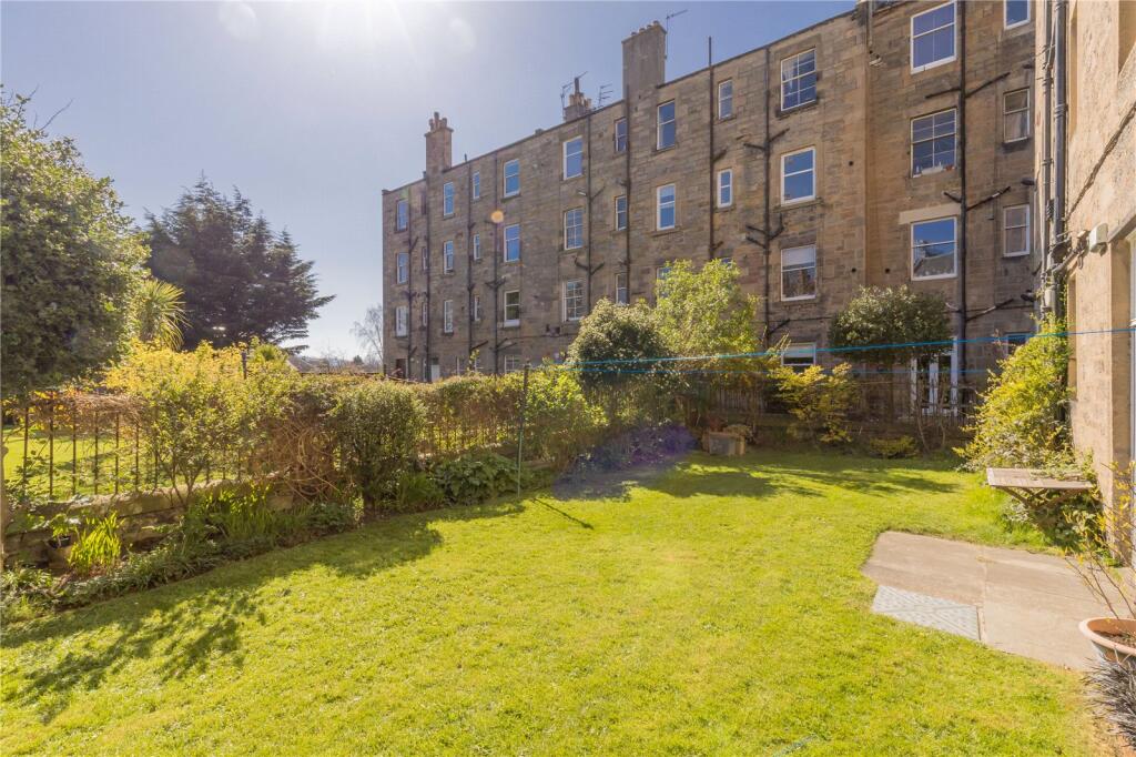 Inverleith Garden 32
