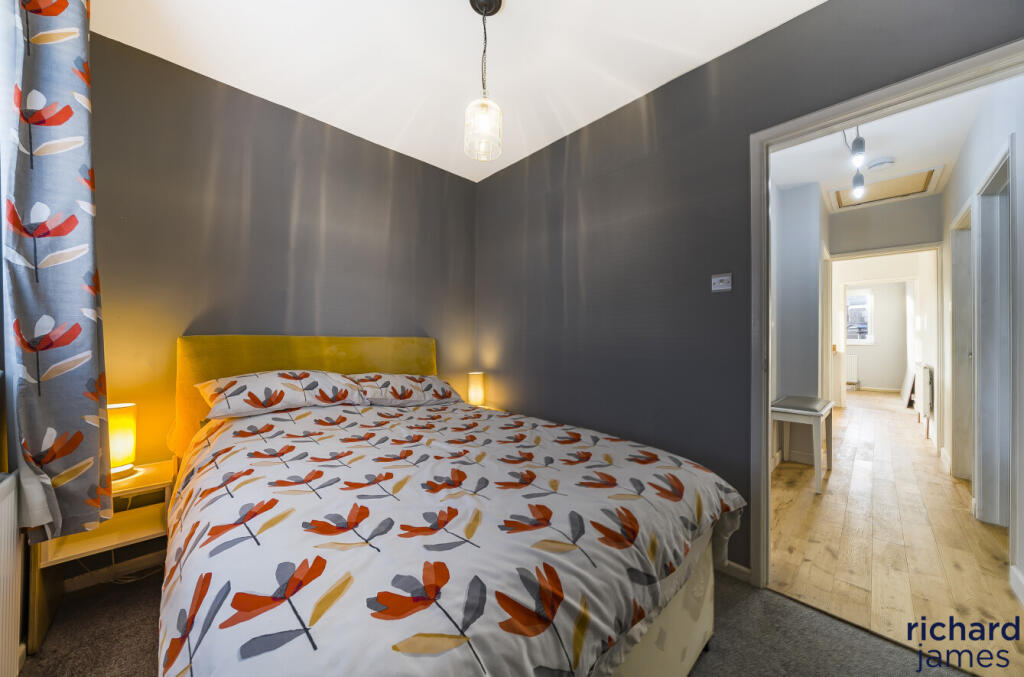 3829538c-4f94-4ee...