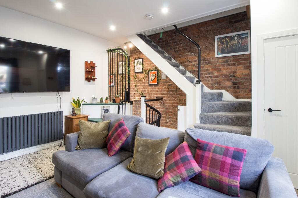 4 Lounge Nab Lane EweMove Adam Hendry