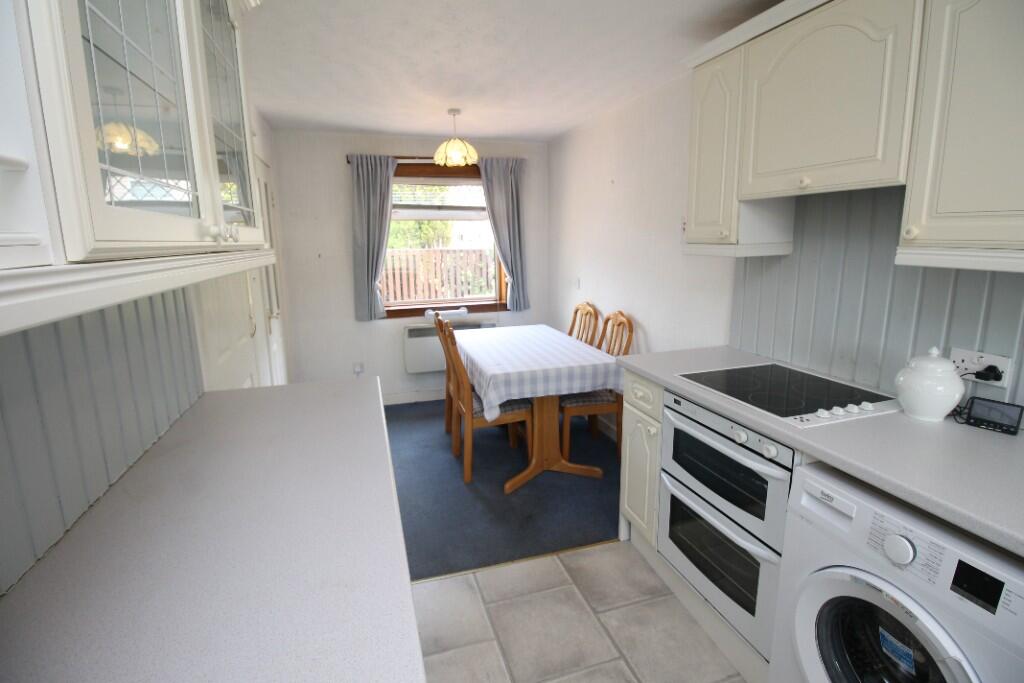 Kitchen Dining area