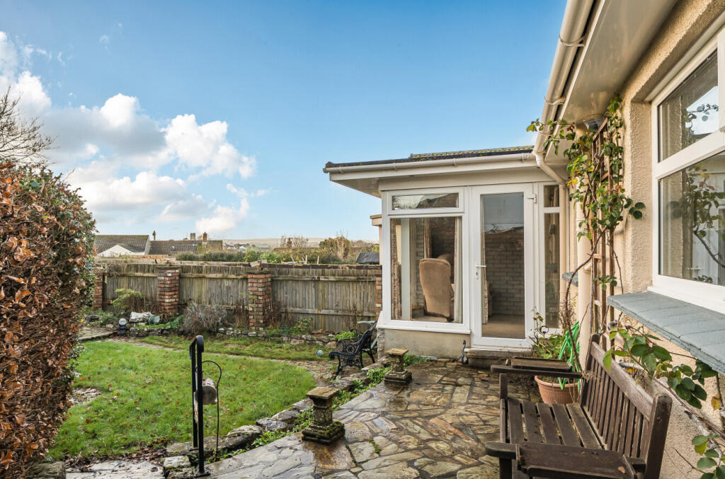 1386754-16-693c37...