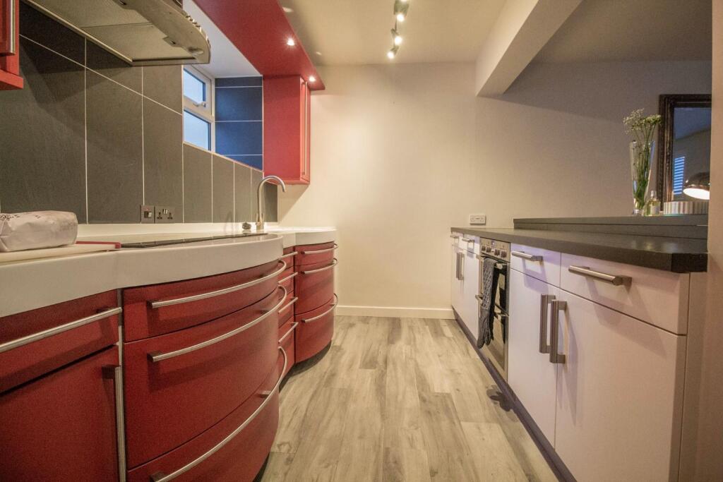 63a Churchgate Street [Kitchen] 01.jpg