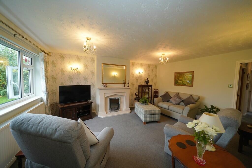 Lounge 1