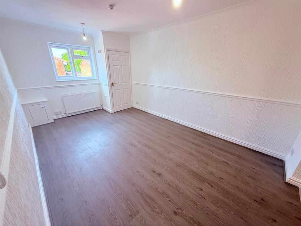 PHOTO-2025-09-08-11-43-40 (2).jpg